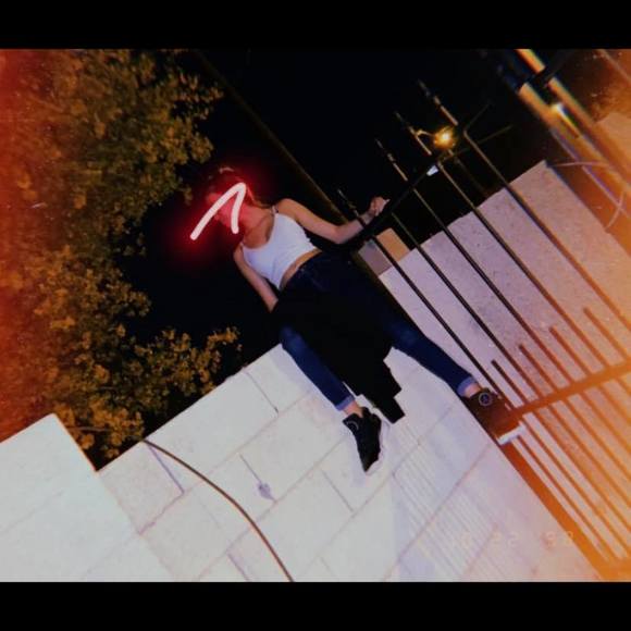 Meet your Posher, Joanna - Picture 1 of 1